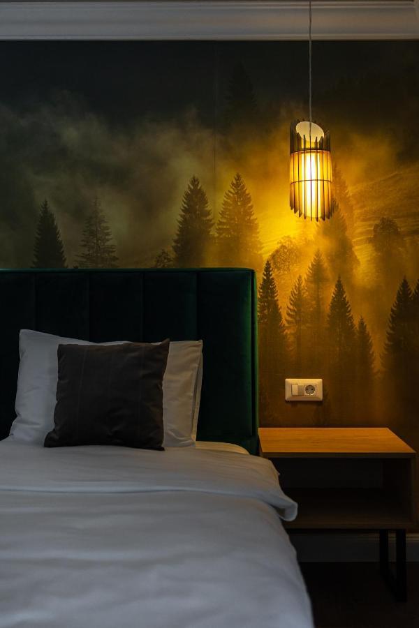 B59 Boutique Hotel Кымпулунг-Молдовенеск Экстерьер фото