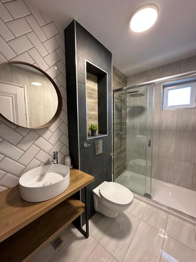 B59 Boutique Hotel Кымпулунг-Молдовенеск Экстерьер фото