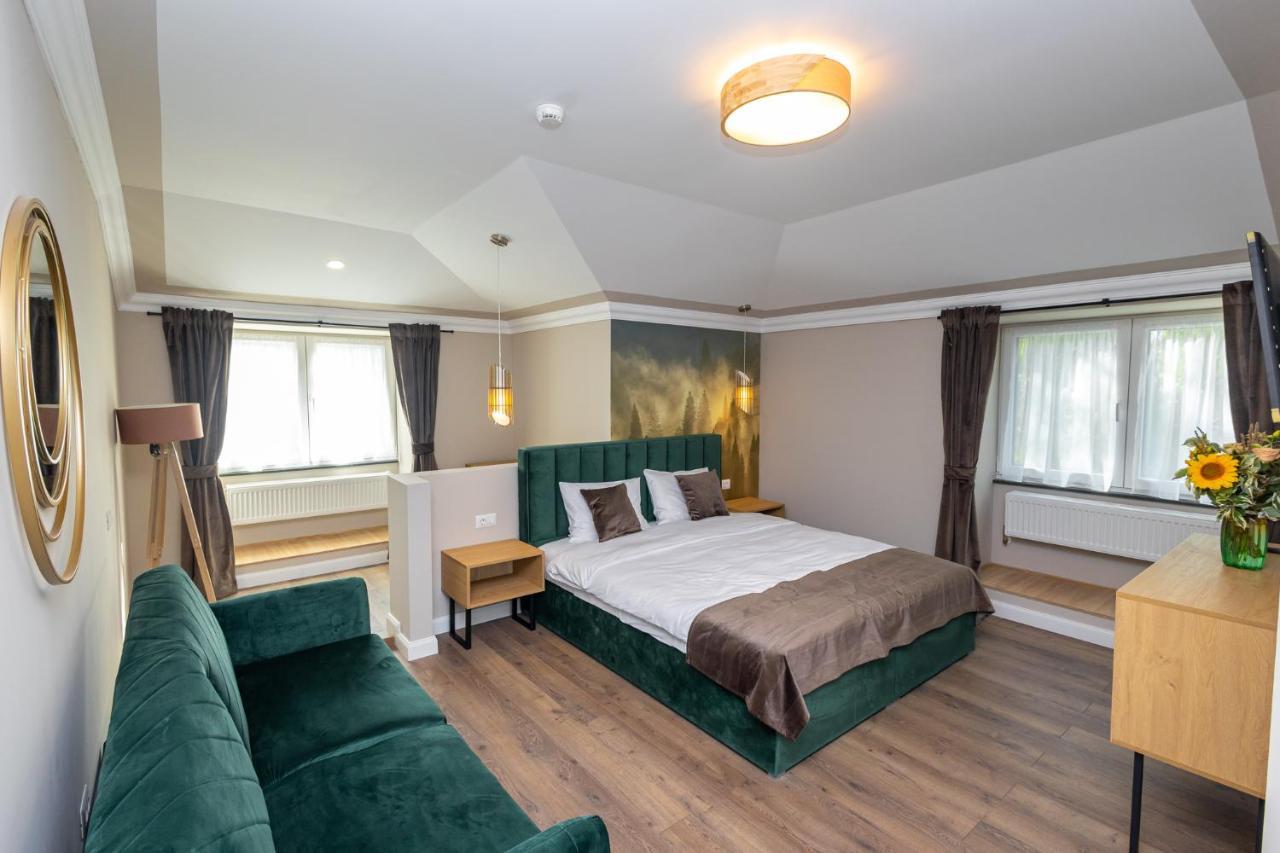 B59 Boutique Hotel Кымпулунг-Молдовенеск Экстерьер фото